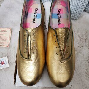 Easy Times Ladies Gold Leather Tennis Shoes NIB Size 9.5
